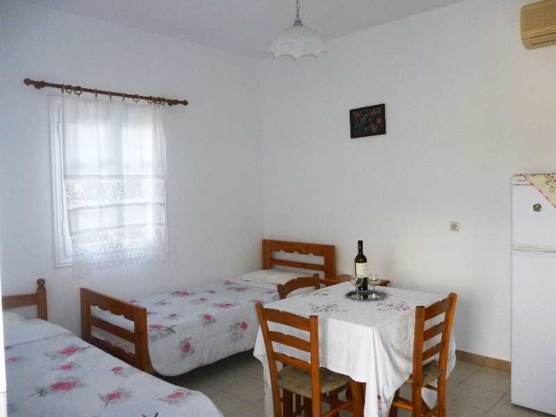 Apartments Jota Votsalakia  Exterior photo